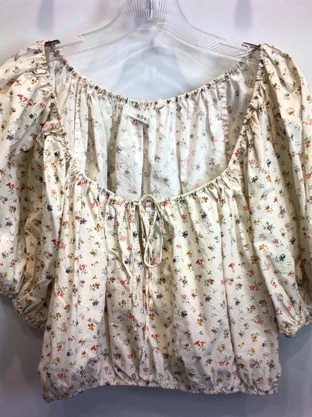 Doen Cream Floral Tie-Front Peasant Blouse